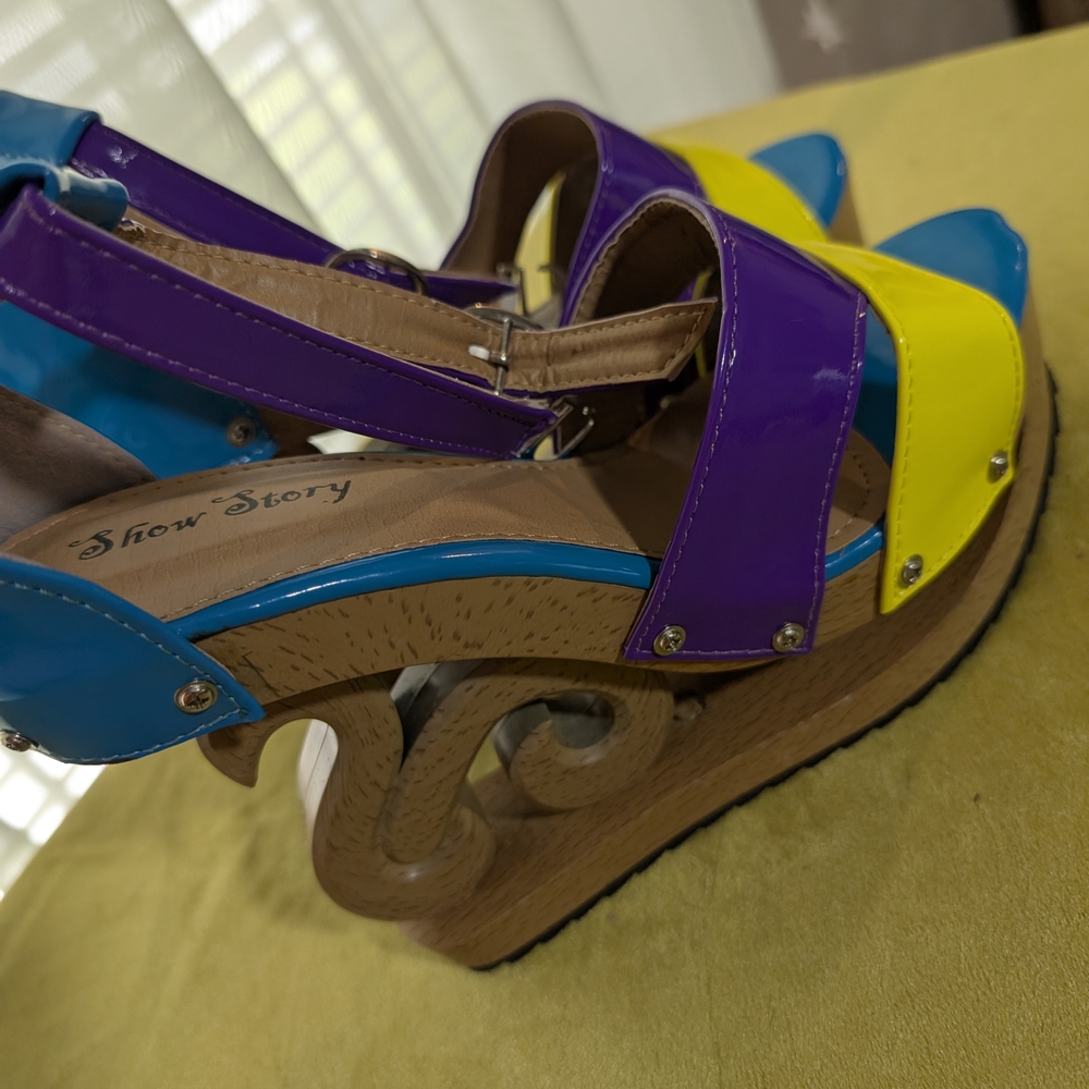 Women's Multicolor Wedge Sandals